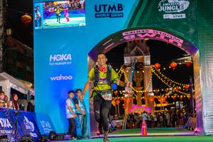 BIB: 4140
                            <button type="button" onclick="openModal(21811624)" class="btn btn-primary btn-sm float-right btn-popup" data-toggle="modal" data-target=".modal-high-quality">
                        <i class="fas fa-shopping-cart"></i> Add to Cart
                    </button>
                                            <button type="button" onclick="isThisMe(21811624, true)" class="btn btn-success btn-sm float-right btn-popup btn-isme hidden" data-toggle="tooltip" data-placement="bottom" title="นี่คือรูปของคุณใช่ไหม คลิกที่นี่เพื่อเอาเข้าอัลบั้ม">
                        <i class="fas fa-plus"></i> Add to album
                    </button>
                    <button type="button" onclick="isThisMe(21811624, false)" class="btn btn-warning btn-sm float-right btn-popup btn-isnotme hidden">
                        <i class="fas fa-ban"></i> Remove from album
                    </button>